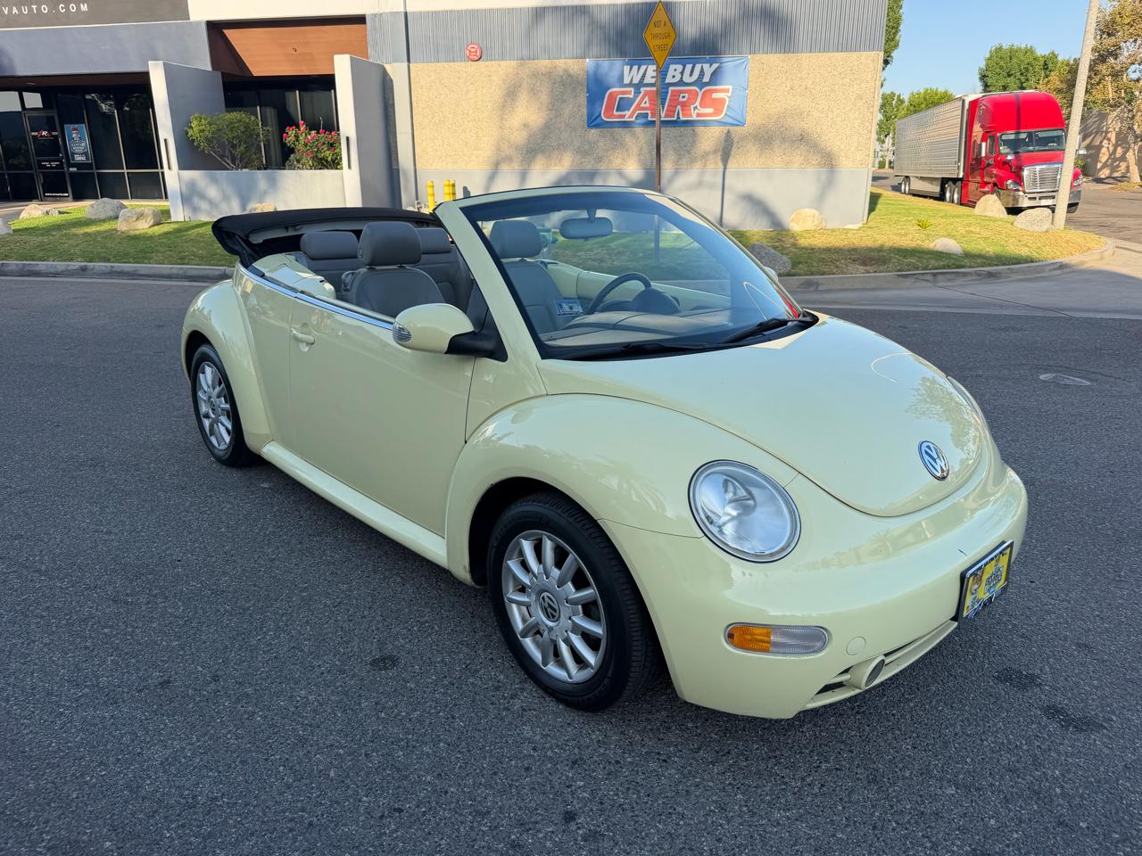 Volkswagen New Beetle GLS 2.0L Convertible 2004