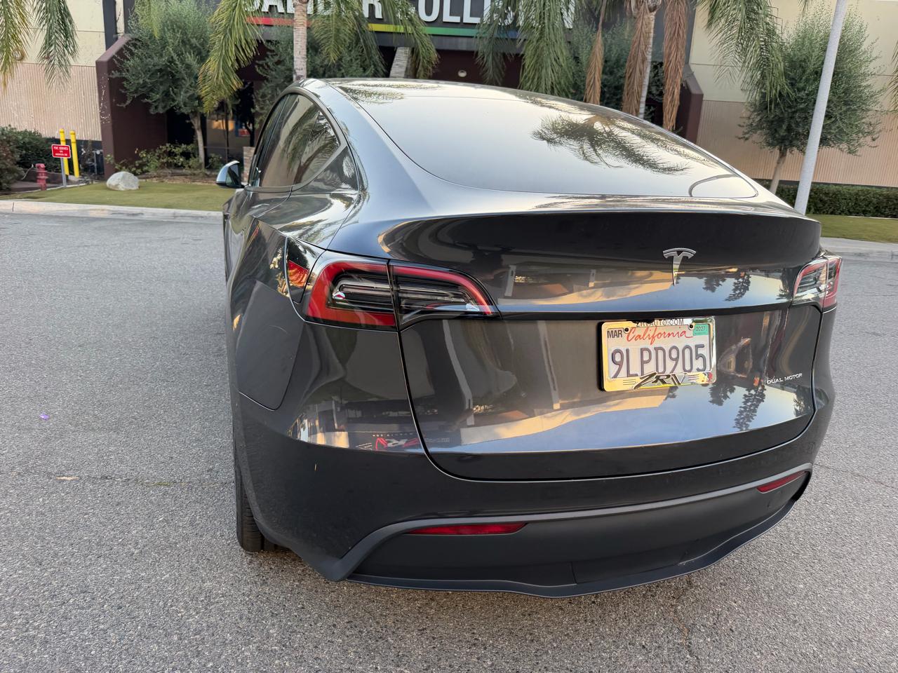 Tesla Model Y Long Range 2024