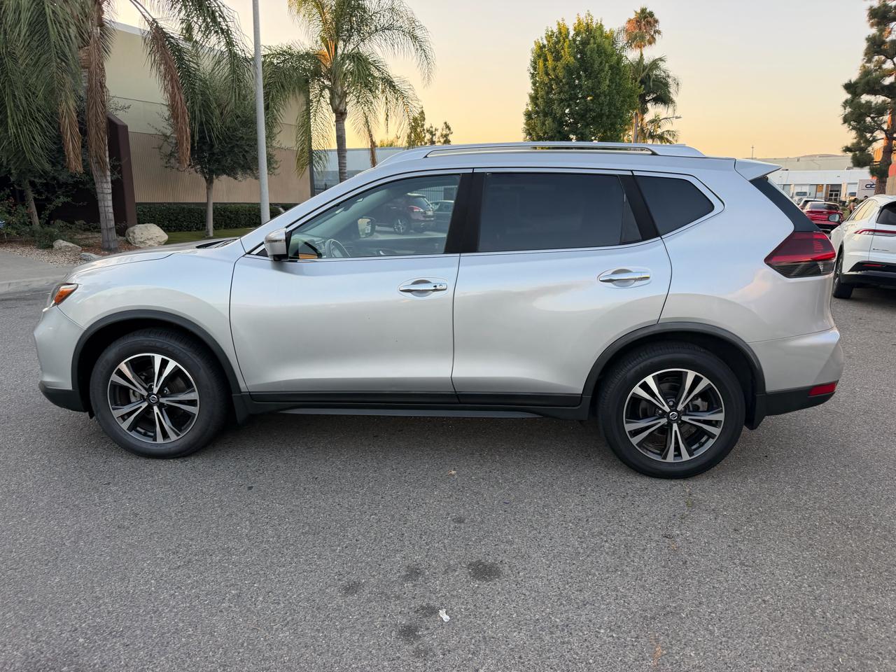 Nissan Rogue SV 2WD 2019