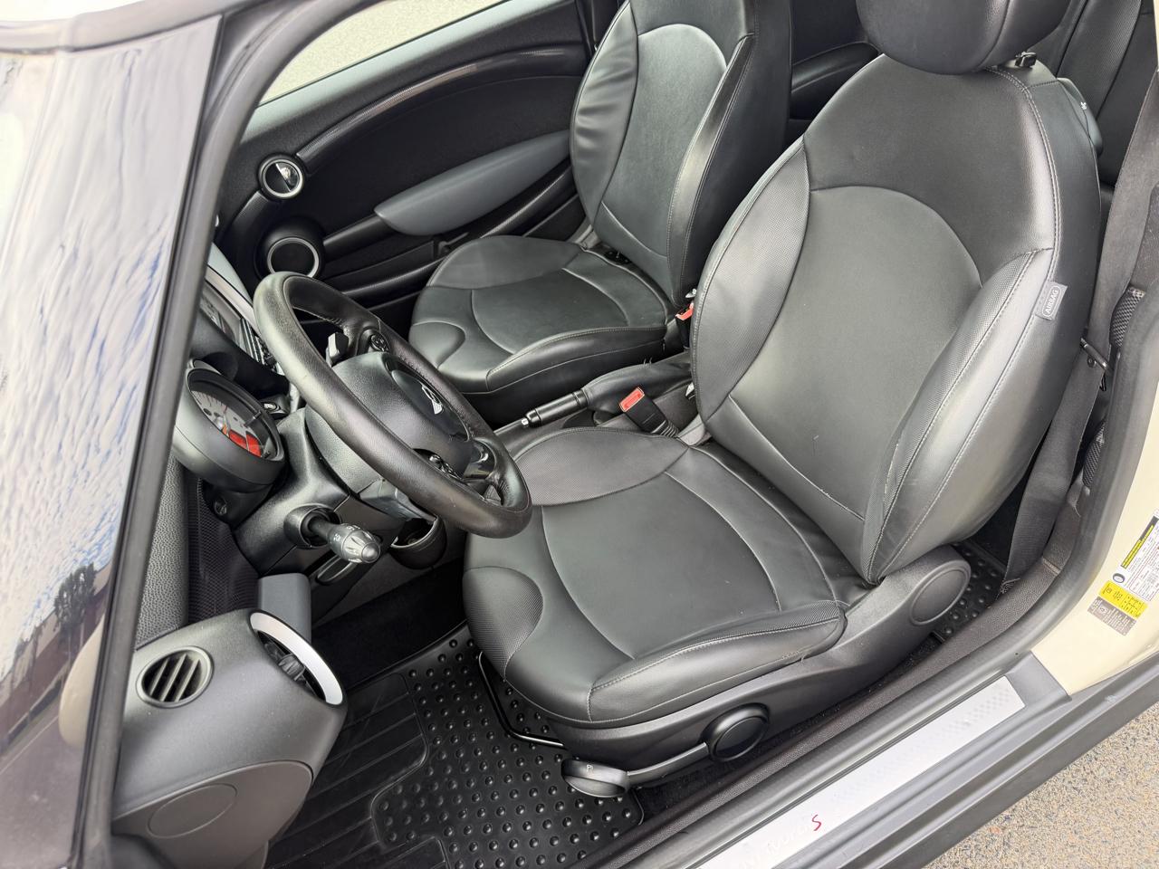MINI Cooper S 2012