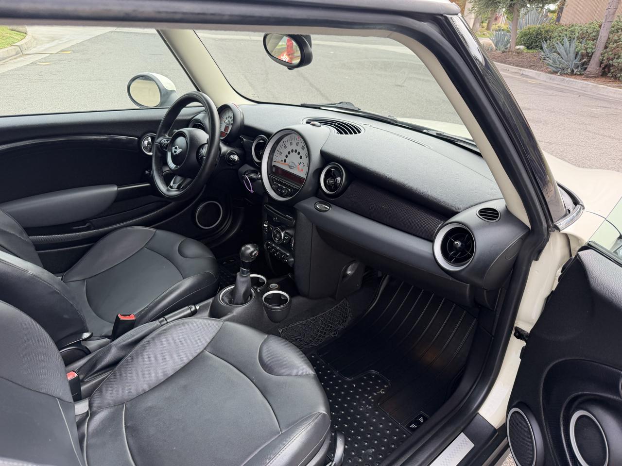 MINI Cooper S 2012