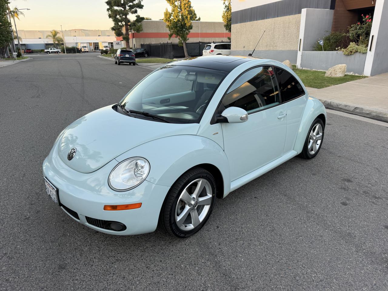Volkswagen New Beetle 2.5L PZEV 2010