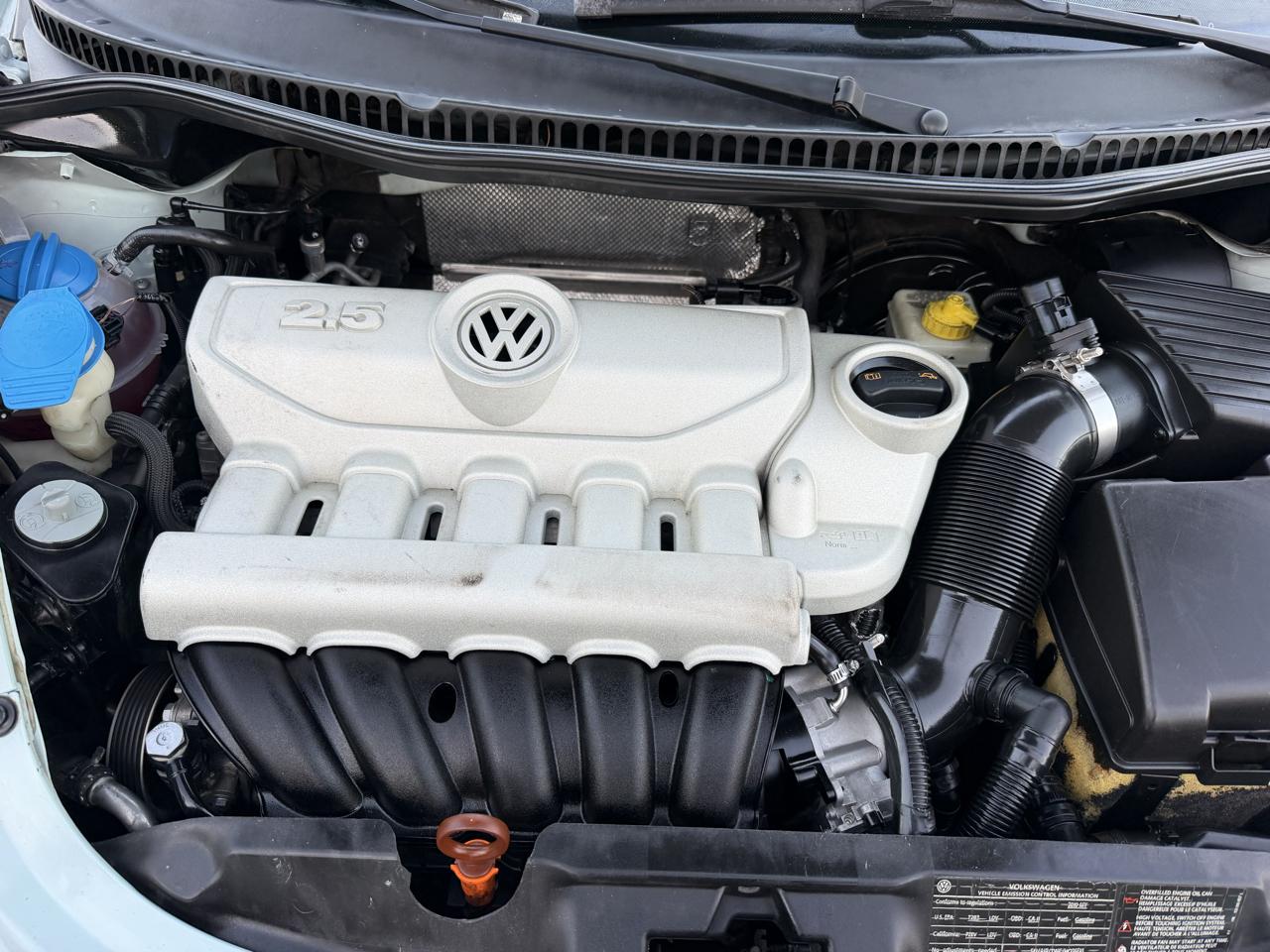 Volkswagen New Beetle 2.5L PZEV 2010