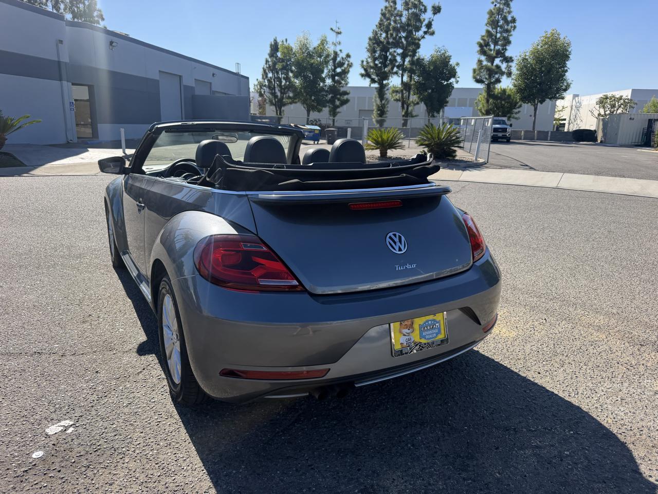 Volkswagen Beetle 2.0T SE Convertible 2018