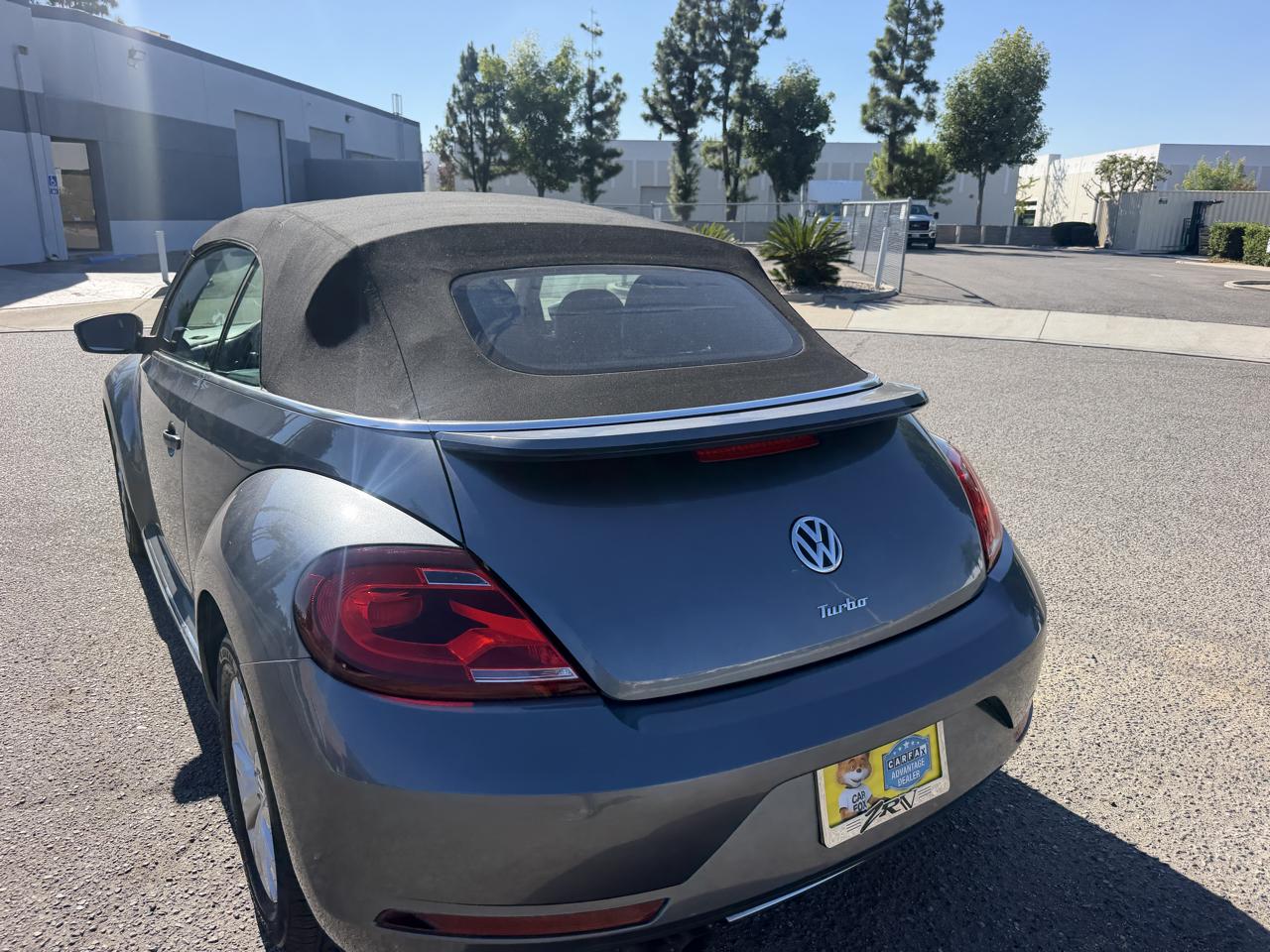 Volkswagen Beetle 2.0T SE Convertible 2018