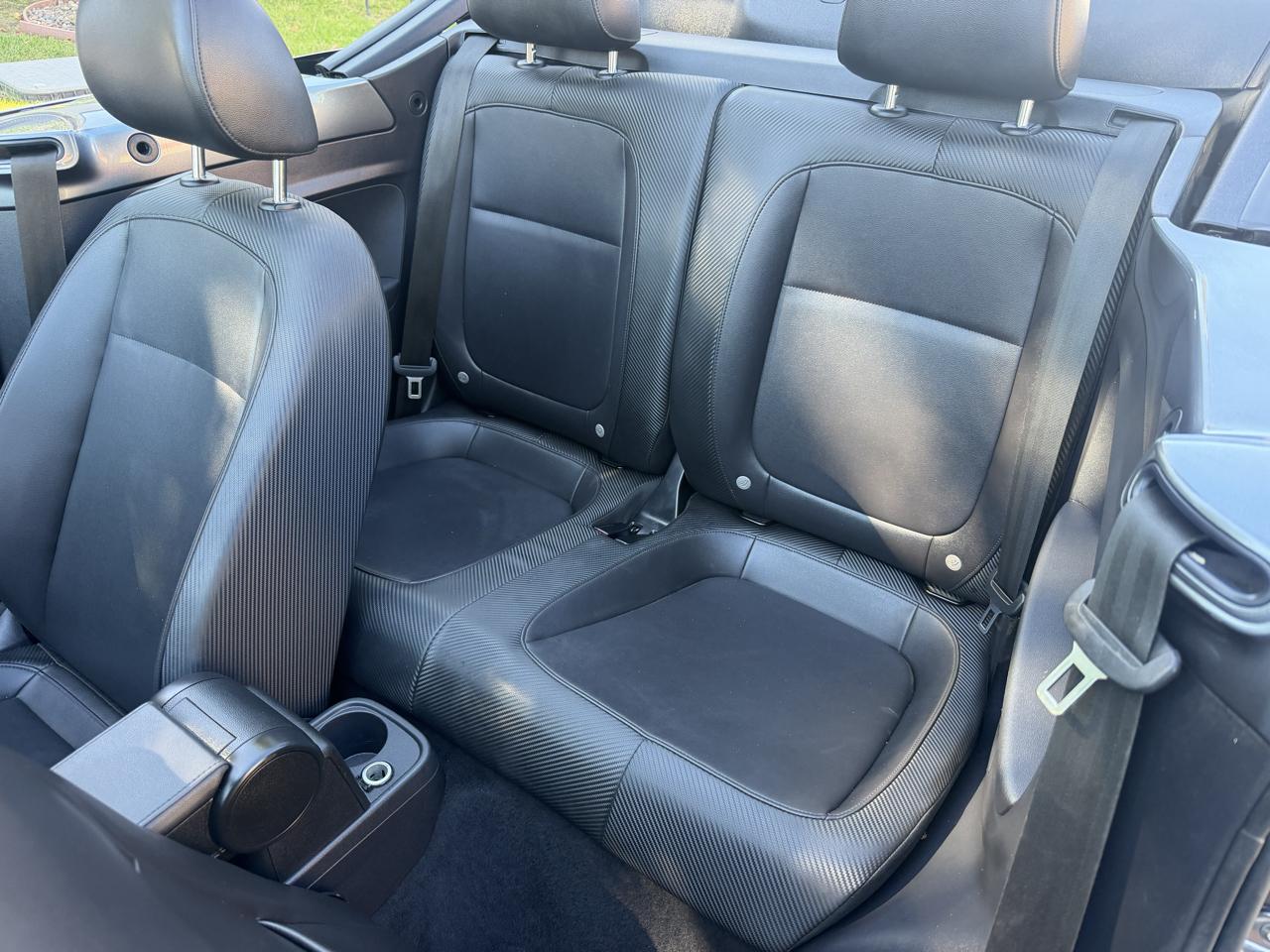 Volkswagen Beetle 2.0T SE Convertible 2018
