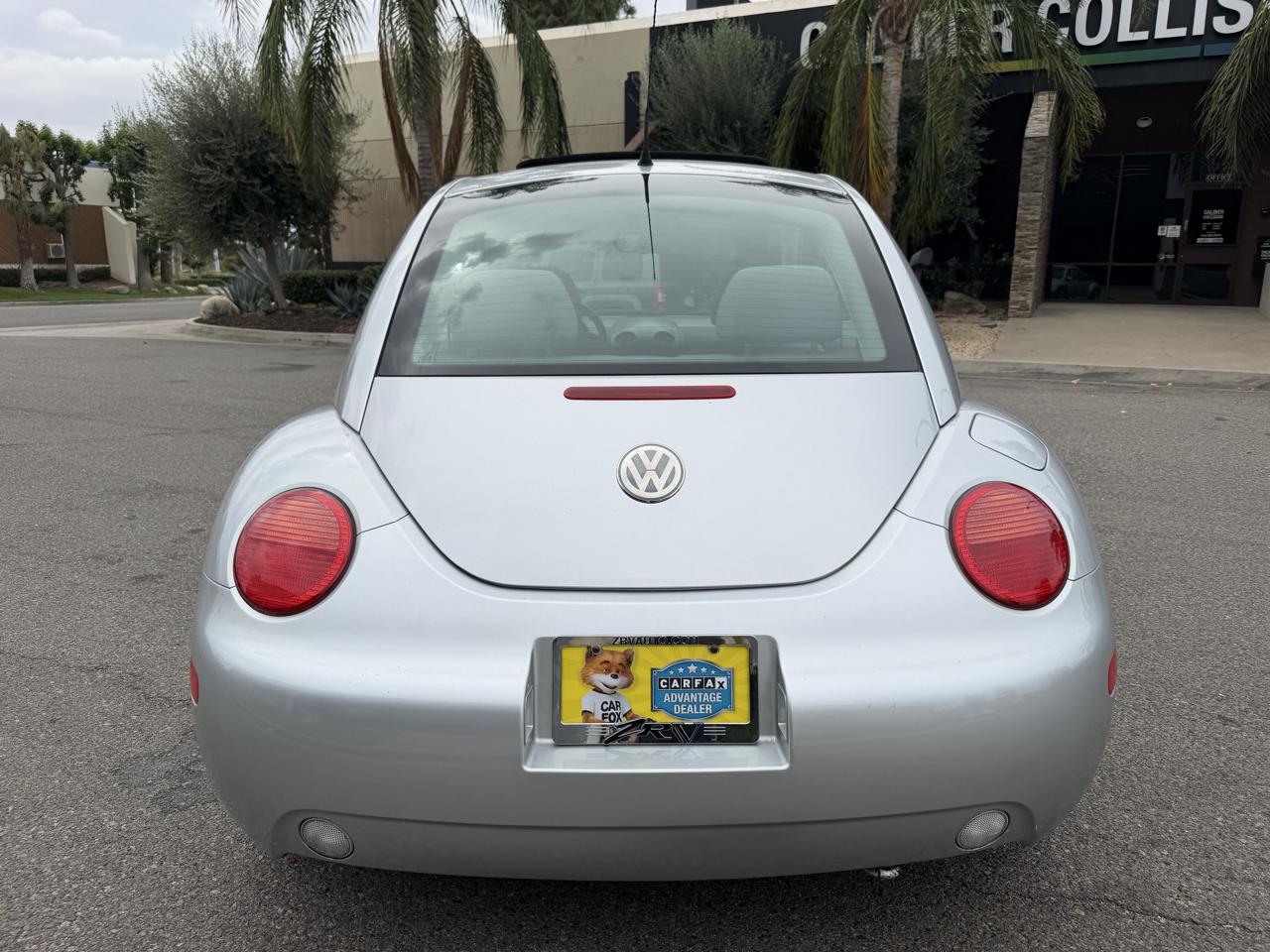 Volkswagen New Beetle GLS 2.0L 2003