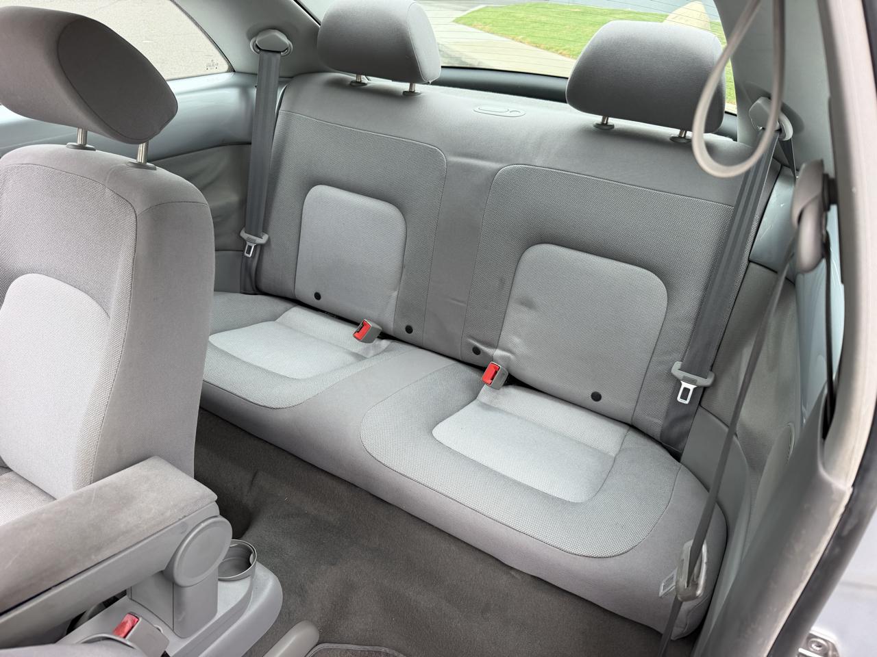 Volkswagen New Beetle GLS 2.0L 2003