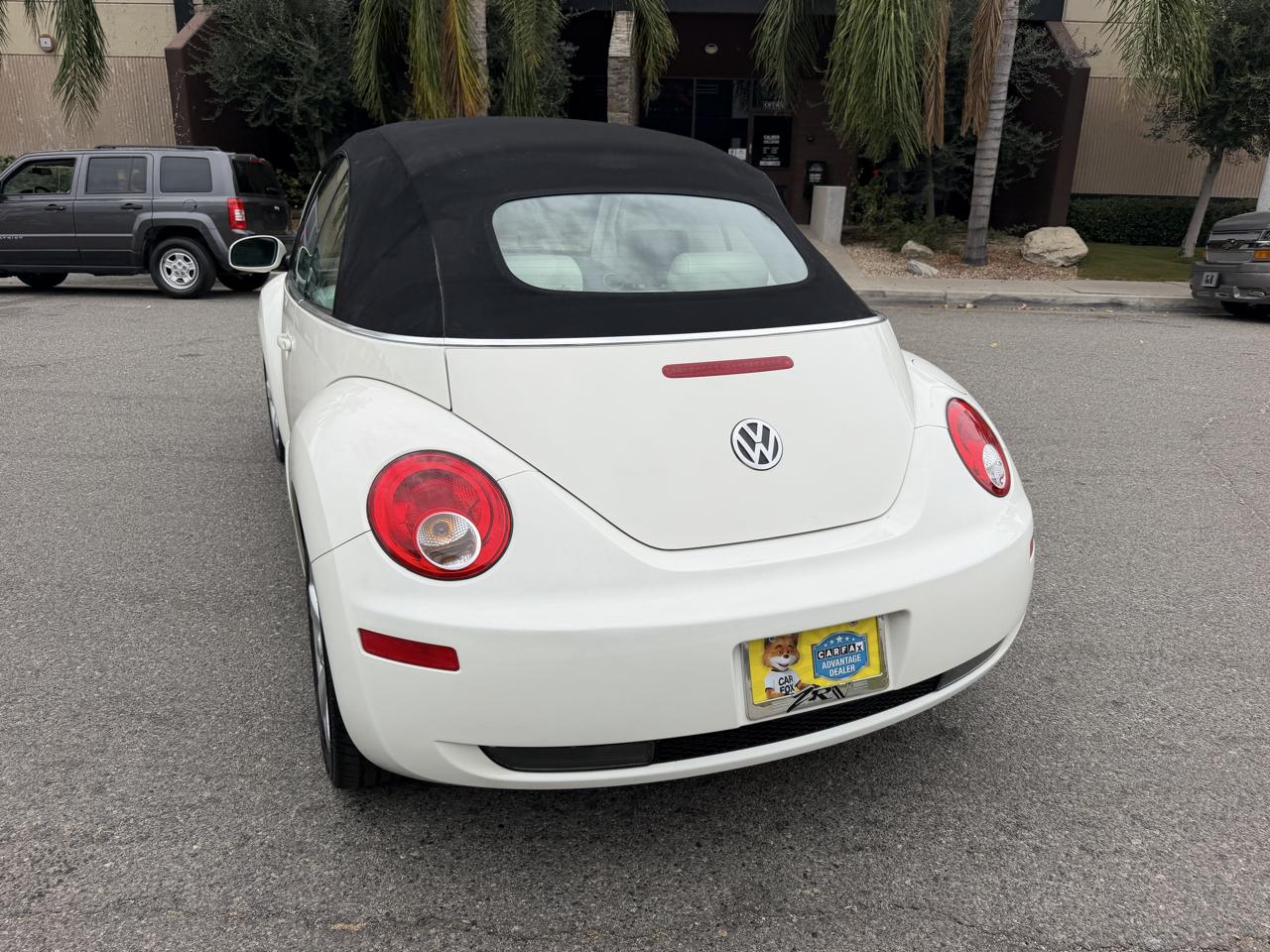 Volkswagen New Beetle 2.5L Convertible 2007