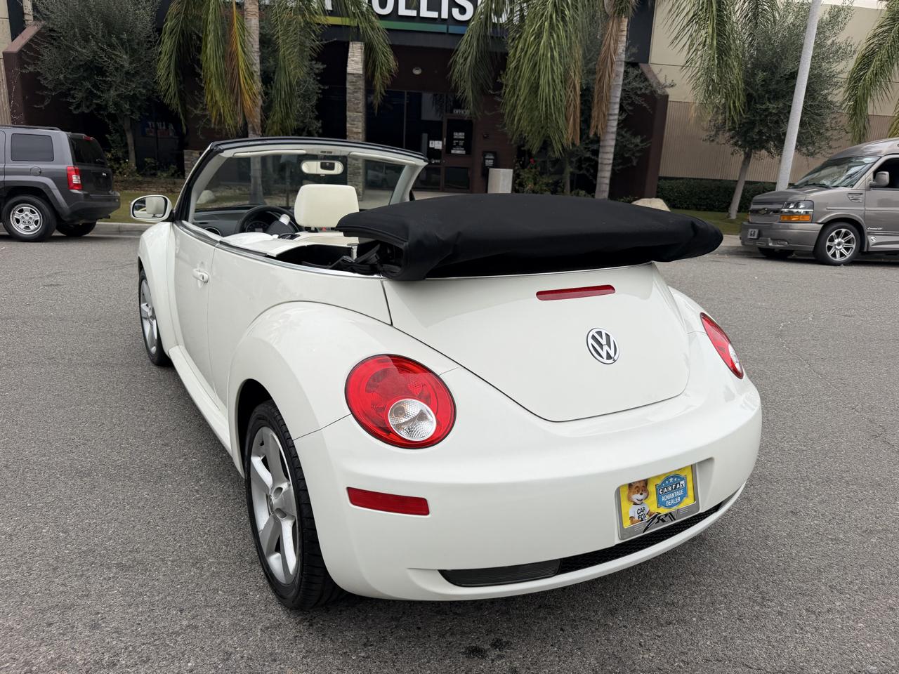 Volkswagen New Beetle 2.5L Convertible 2007
