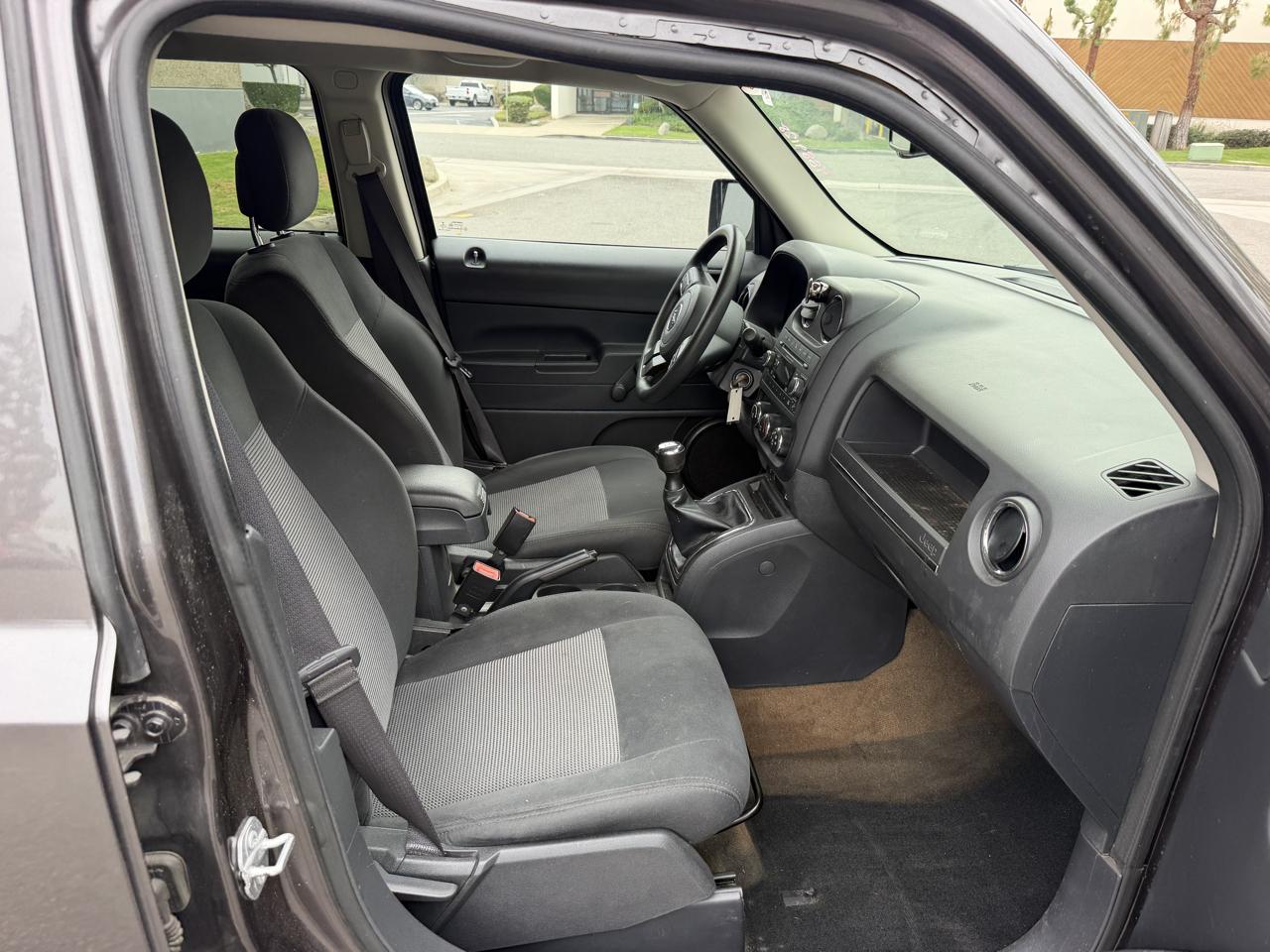 Jeep Patriot Sport 2WD 2016