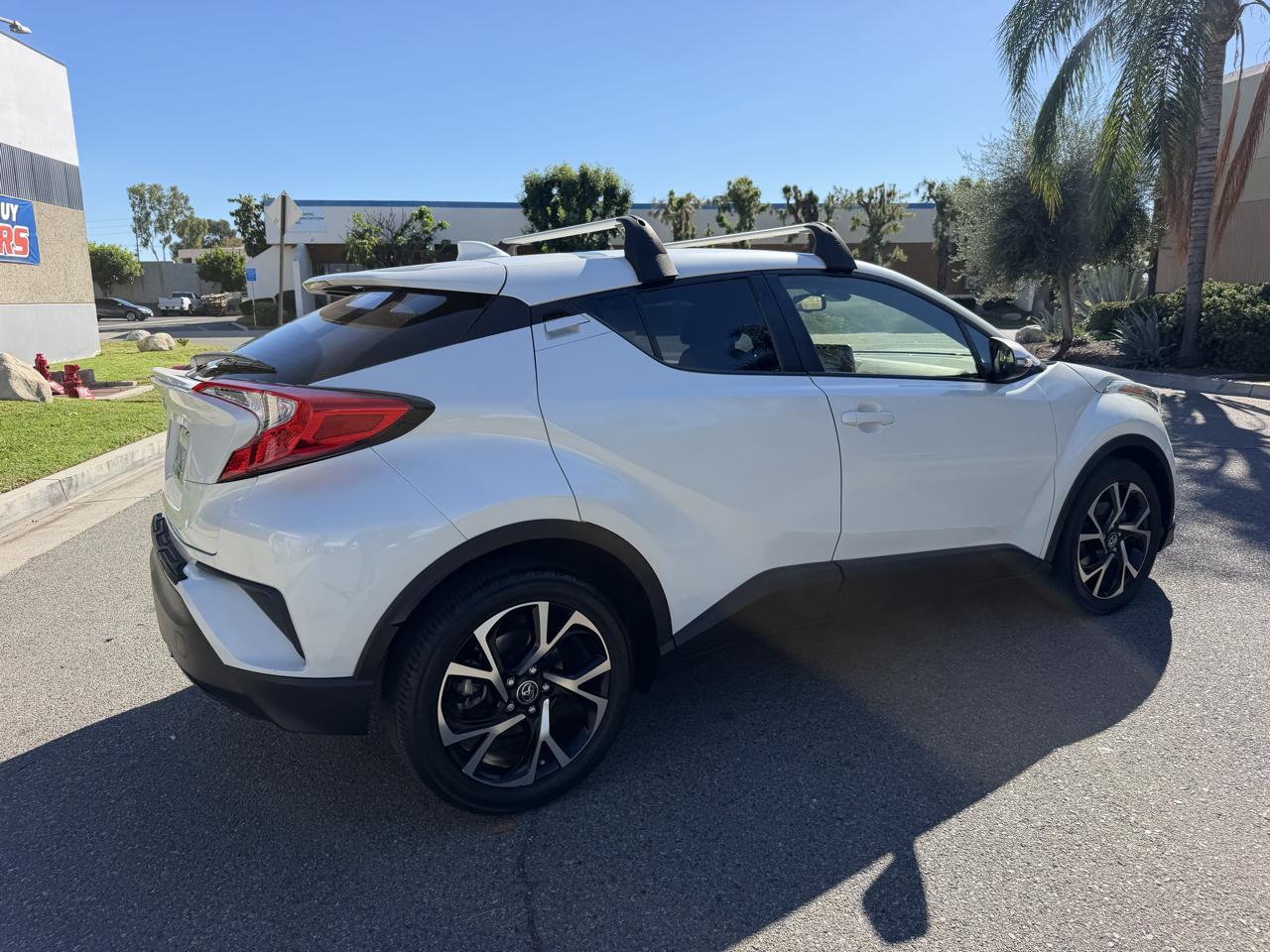 Toyota C-HR LE 2019