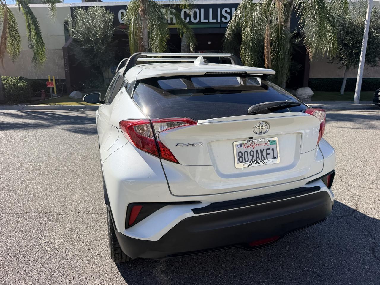 Toyota C-HR LE 2019