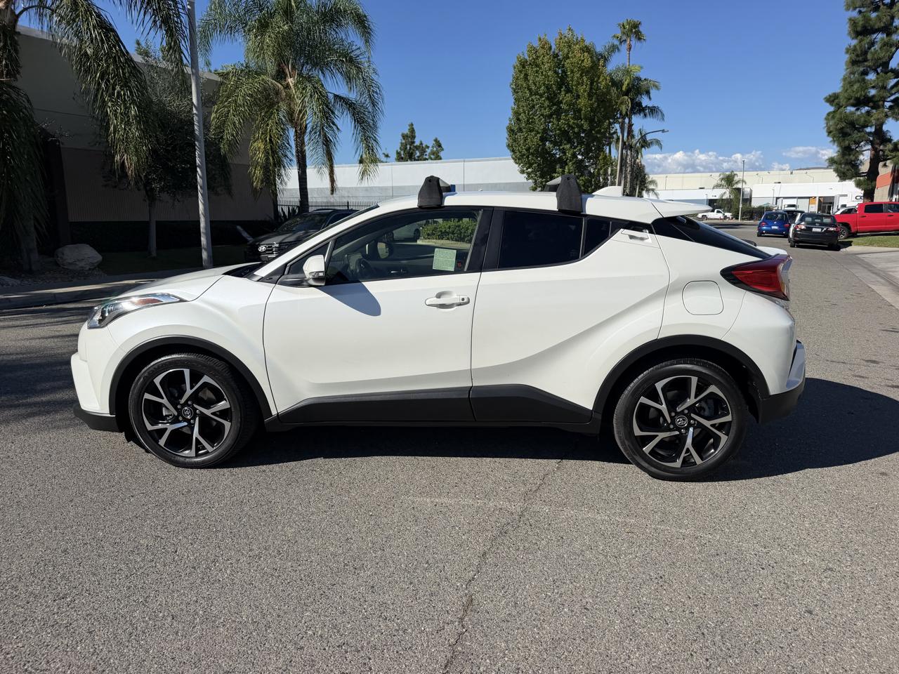 Toyota C-HR LE 2019