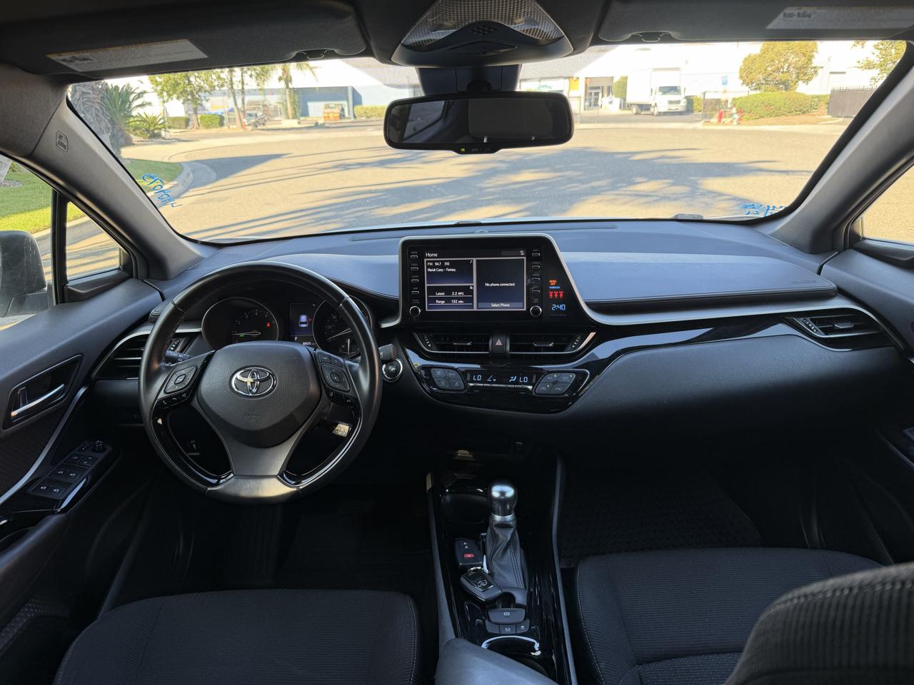 Toyota C-HR LE 2019