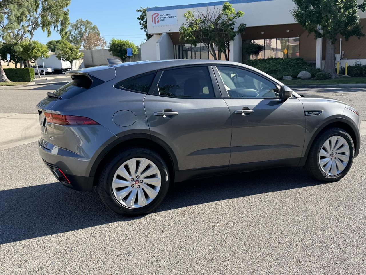 Jaguar E-Pace SE 2019