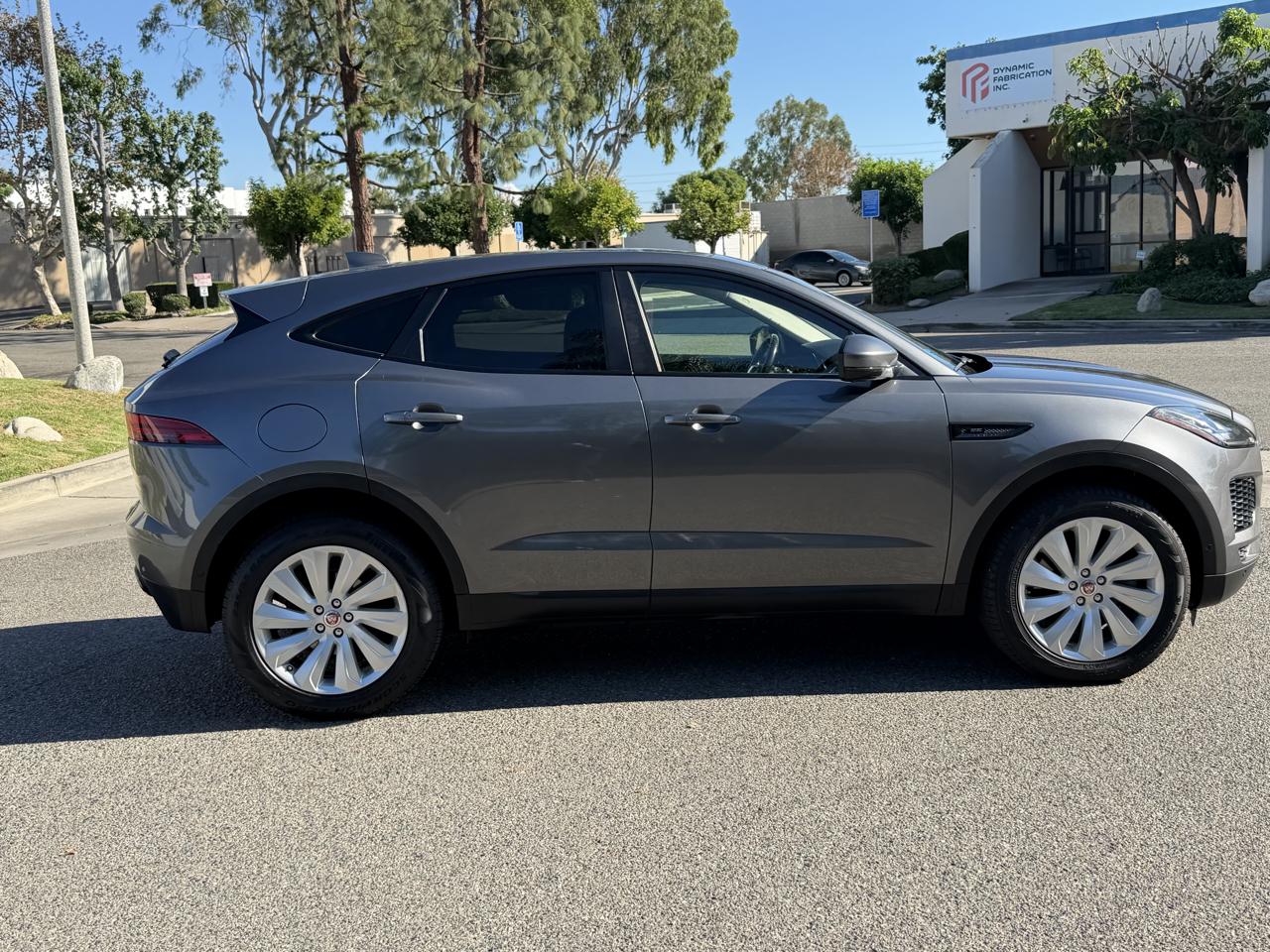Jaguar E-Pace SE 2019