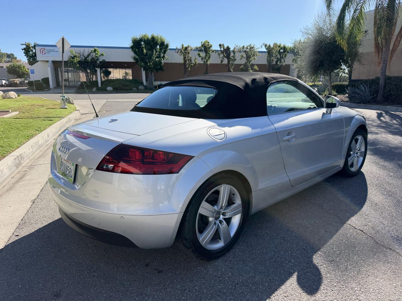 Audi TT 2.0 T Roadster with S tronic 2008