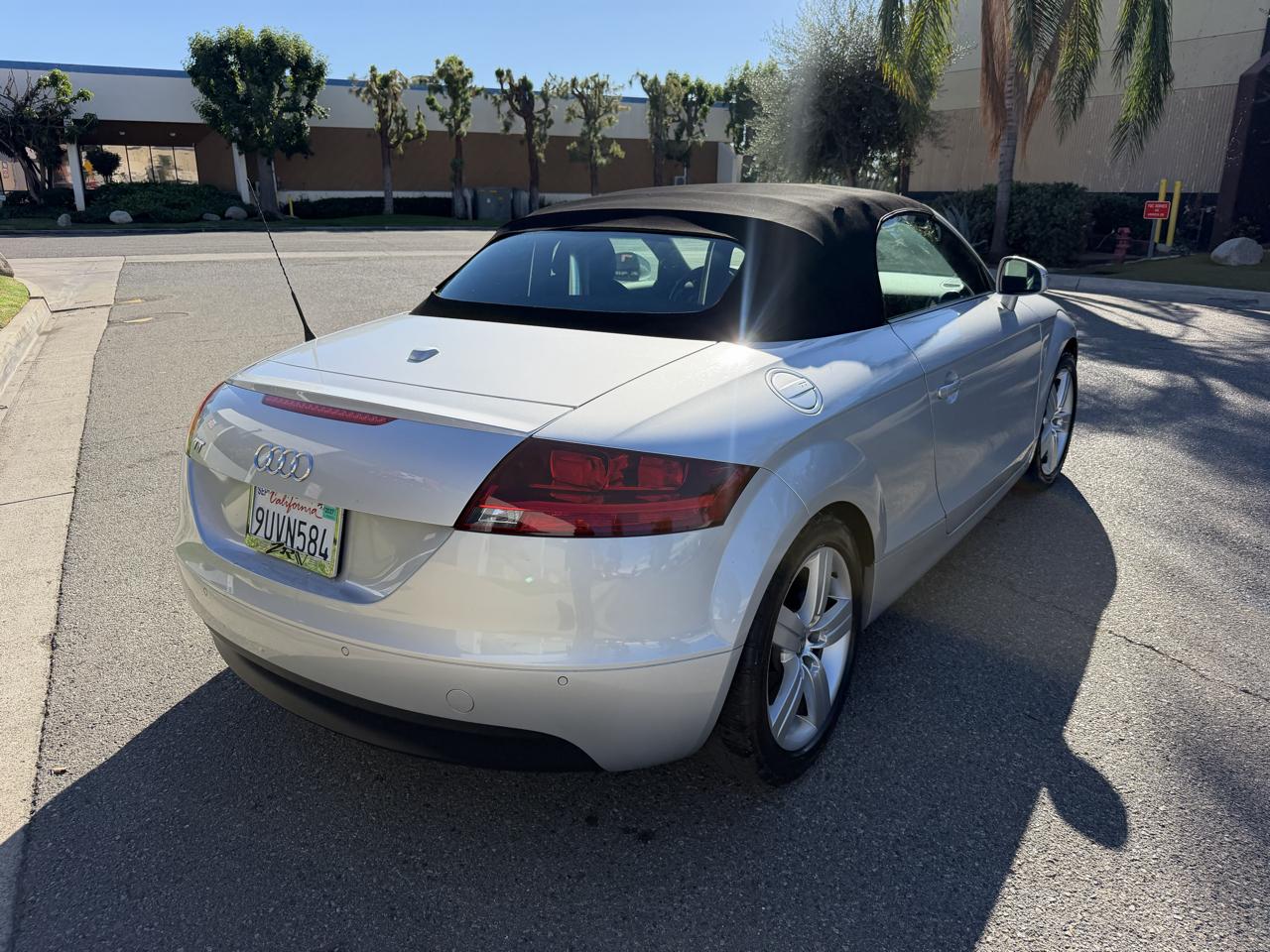 Audi TT 2.0 T Roadster with S tronic 2008