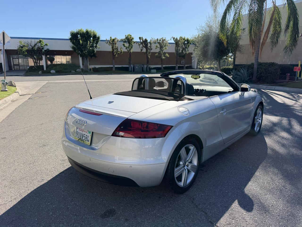 Audi TT 2.0 T Roadster with S tronic 2008