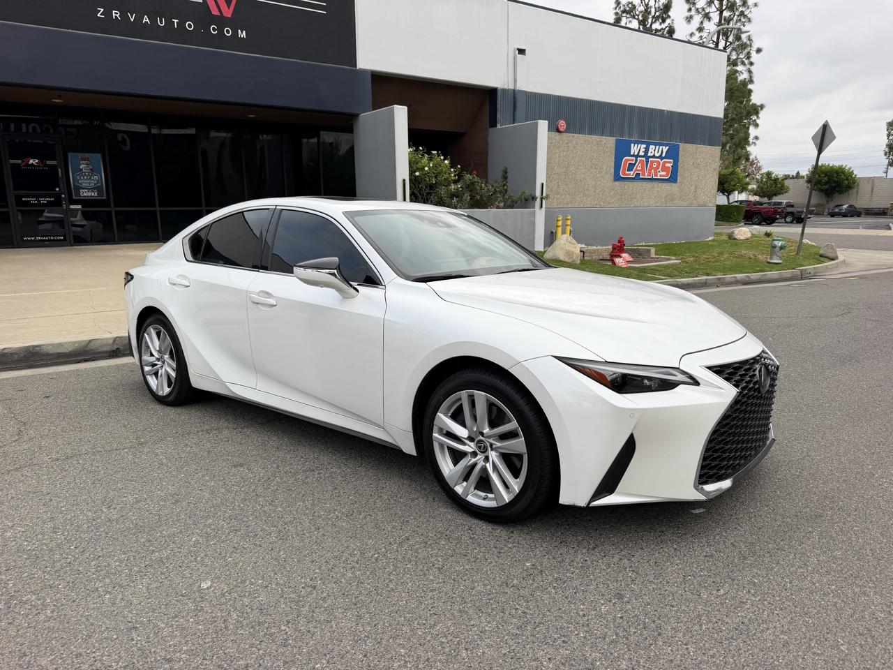 Lexus IS 300 AWD 2021
