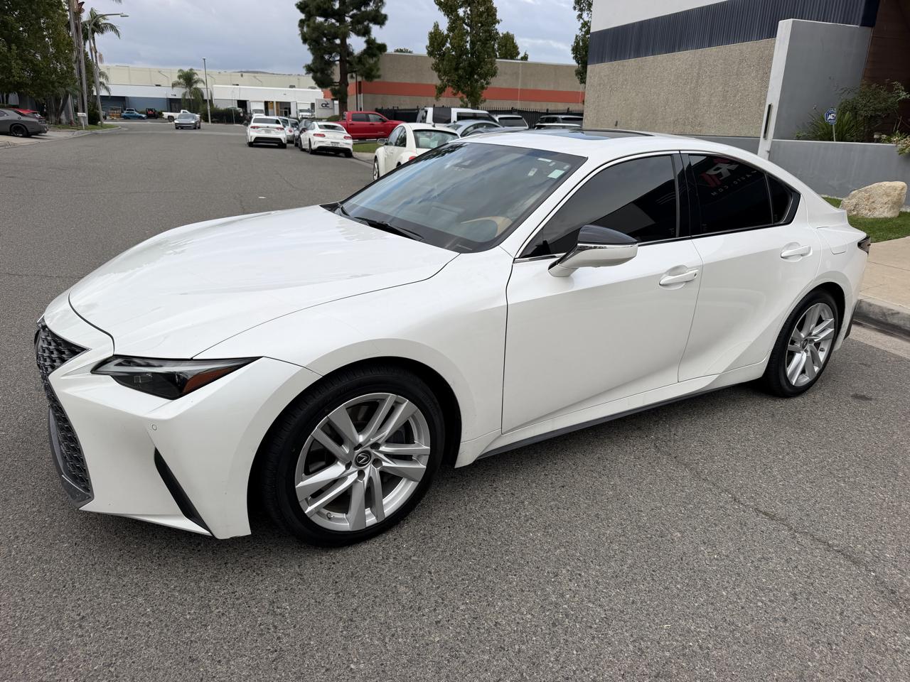 Lexus IS 300 AWD 2021