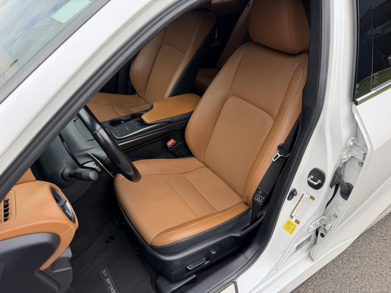 Lexus IS 300 AWD 2021