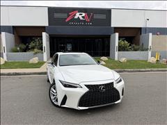 2021 Lexus IS 