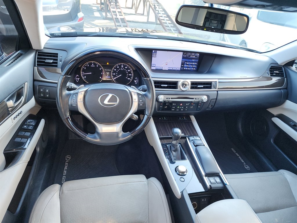 Lexus GS 350  2013
