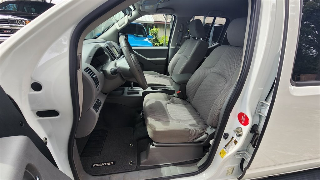 Nissan Frontier Crew Cab 4x2 SV Auto 2019 Nissan Frontier Crew Cab 4x2 SV Auto 2019