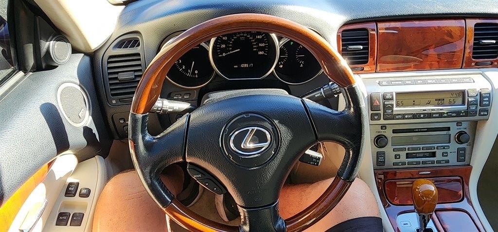 Lexus SC 430 2dr Convertible 2006