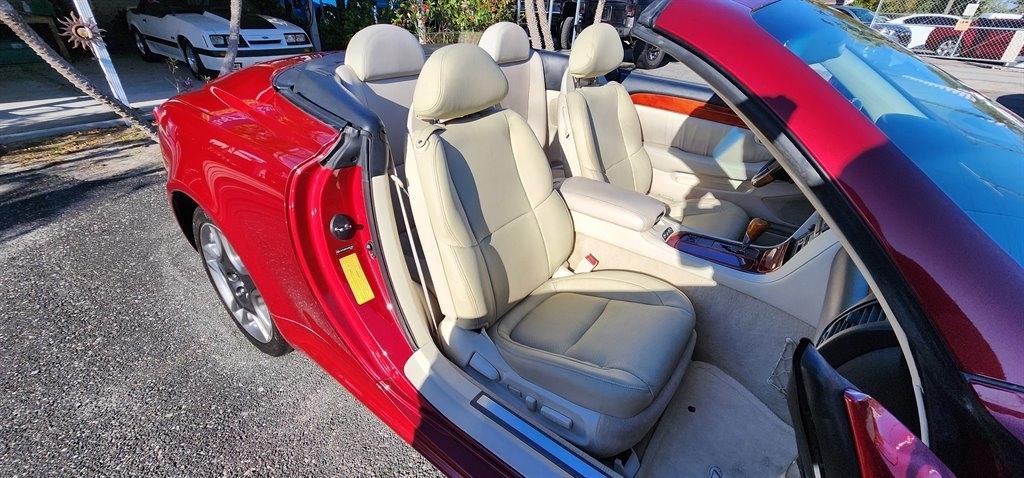 Lexus SC 430 2dr Convertible 2006