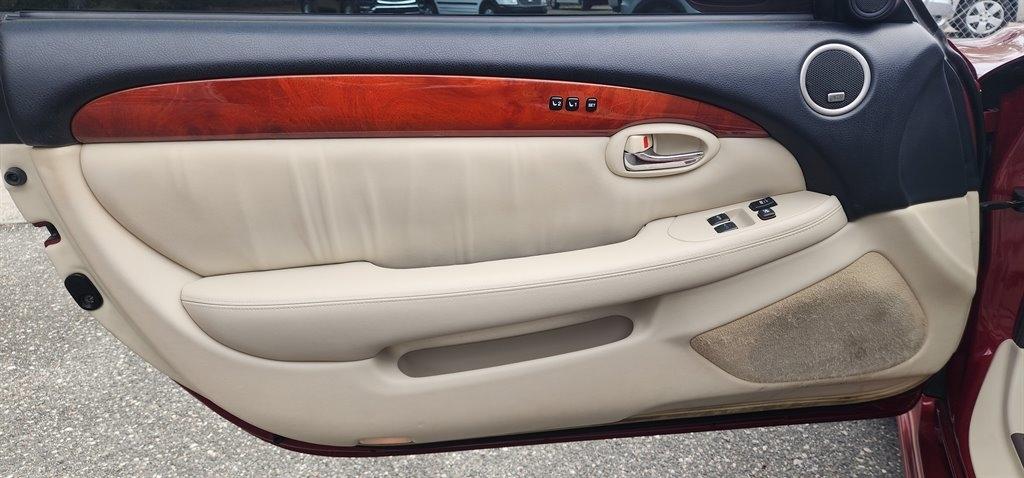 Lexus SC 430 2dr Convertible 2006