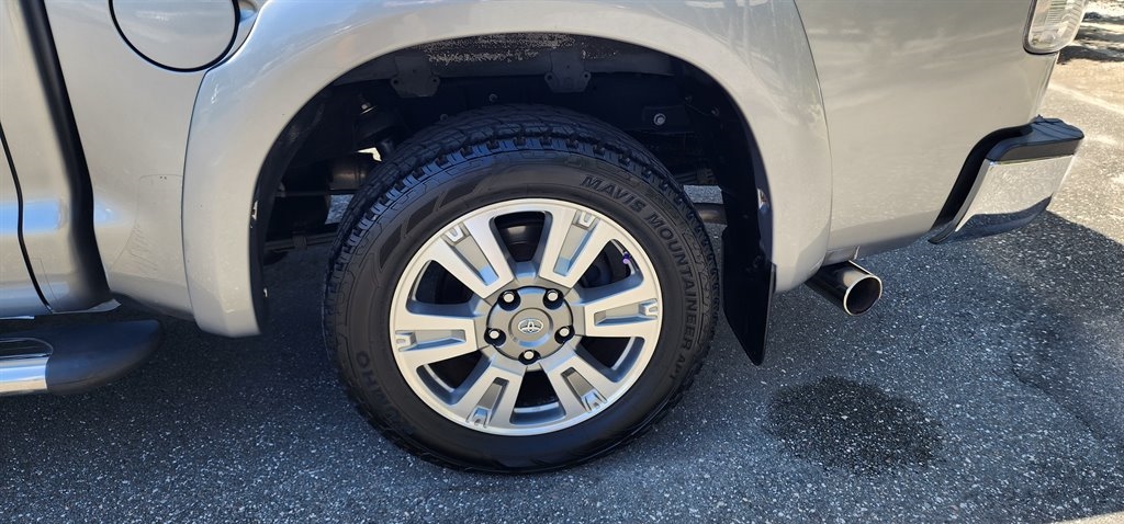 Toyota Tundra 4WD Truck  2010 Toyota Tundra 4WD Truck  2010