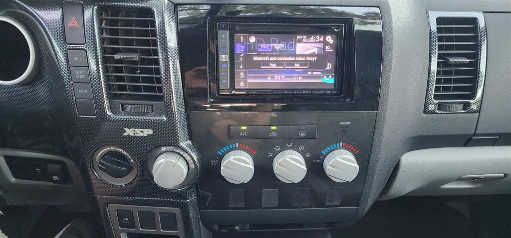 Toyota Tundra 4WD Truck  2010 Toyota Tundra 4WD Truck  2010