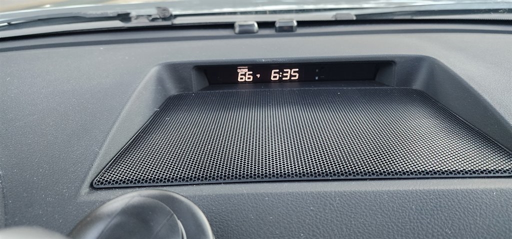 Toyota Tundra 4WD Truck  2010 Toyota Tundra 4WD Truck  2010