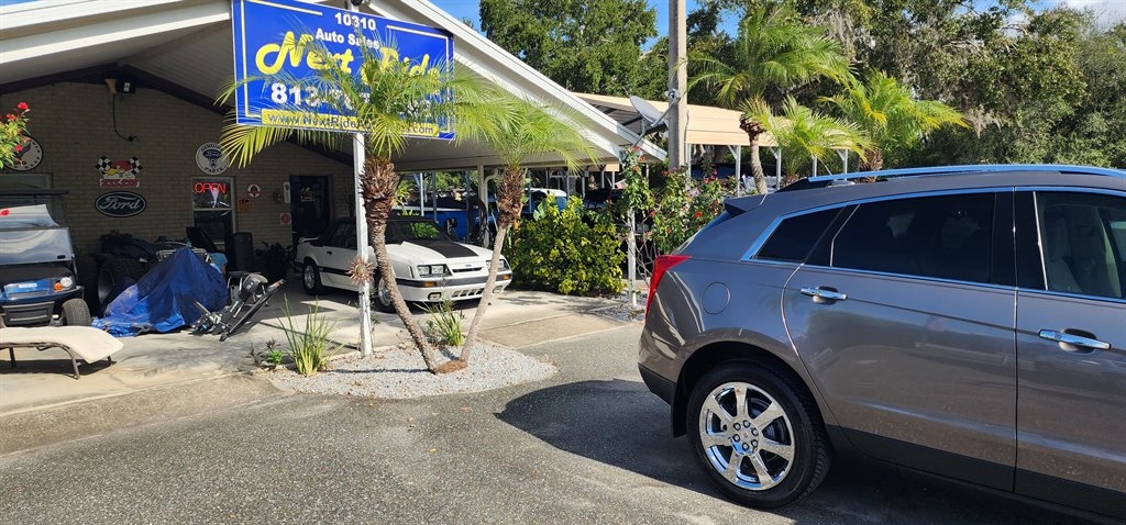 Cadillac SRX FWD 4dr Performance Collection 2011