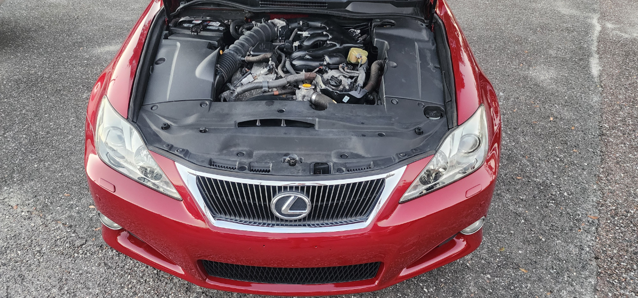 Lexus IS 250C 2dr Conv Auto 2010