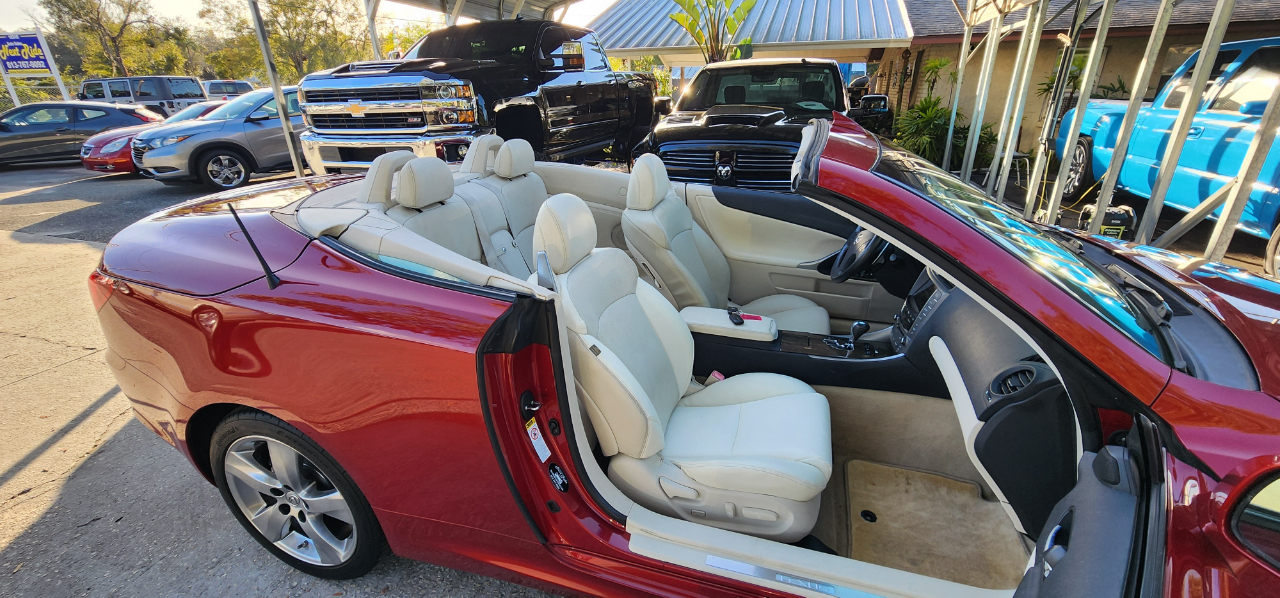 Lexus IS 250C 2dr Conv Auto 2010