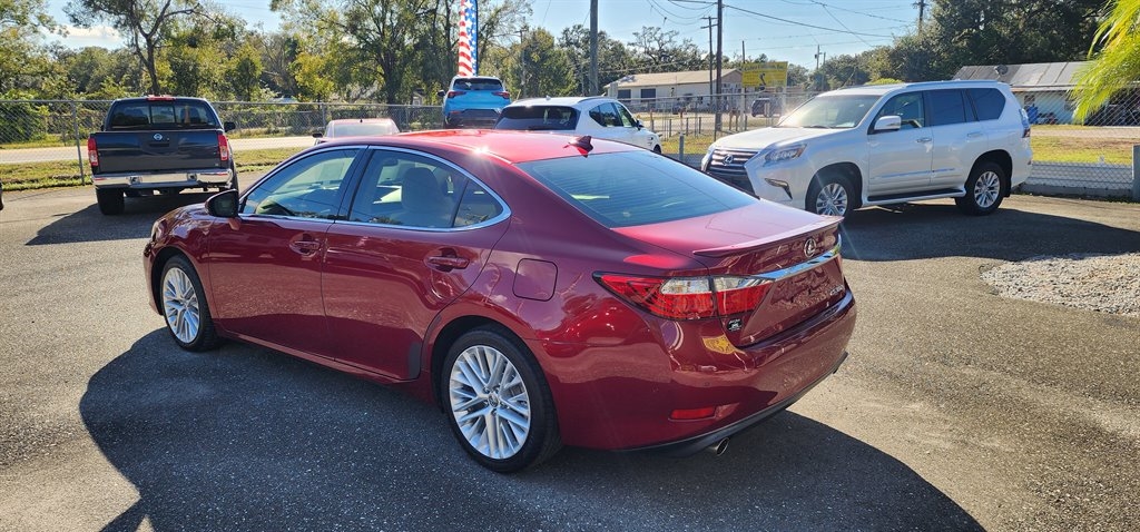 Lexus ES 350 4dr Sdn 2013