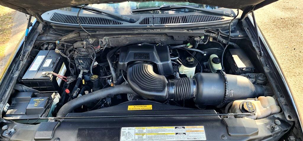 Ford F-150 SuperCrew Crew Cab 139" Lariat 4WD 2001