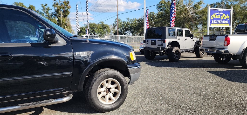 Ford F-150 SuperCrew Crew Cab 139" Lariat 4WD 2001