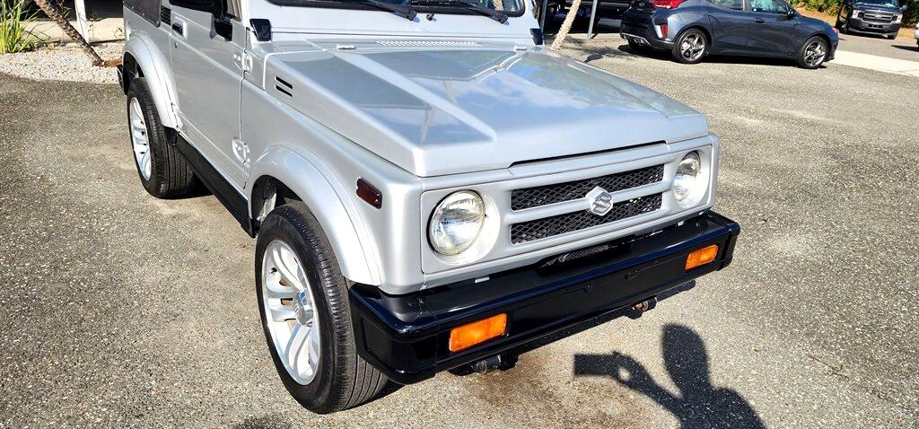 Suzuki Samurai  1987