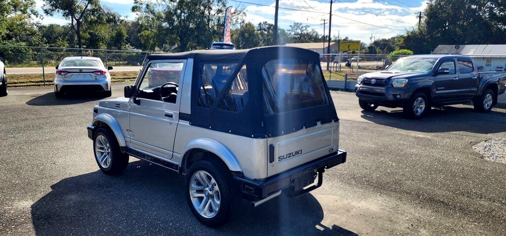 Suzuki Samurai  1987