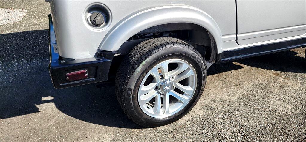 Suzuki Samurai  1987