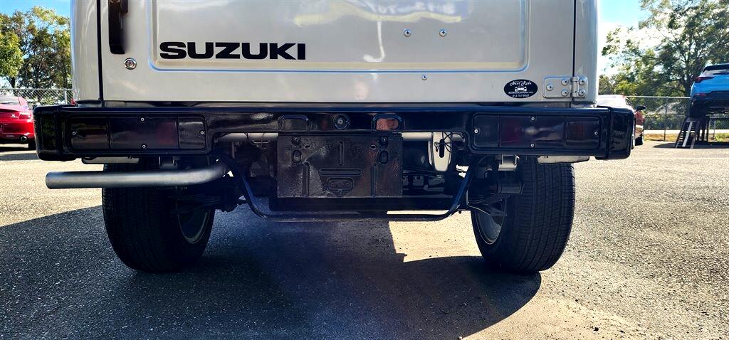 Suzuki Samurai  1987