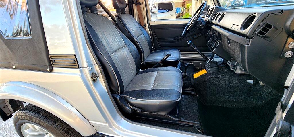 Suzuki Samurai  1987
