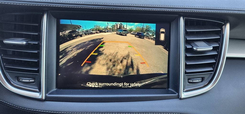 Infiniti QX50 LUXE FWD 2021