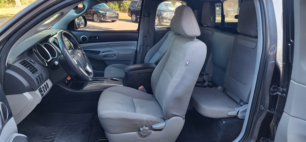 Toyota Tacoma 2WD Access Cab I4 MT (Natl) 2013