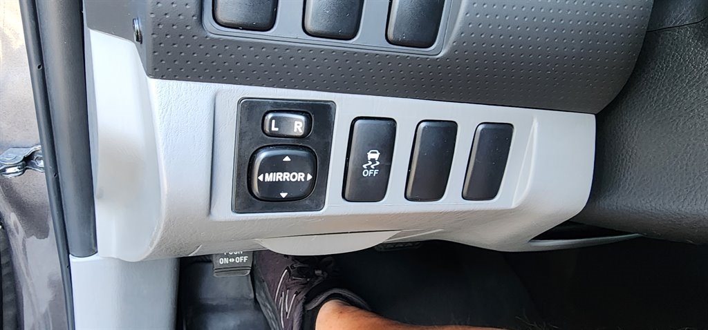 Toyota Tacoma 2WD Access Cab I4 MT (Natl) 2013